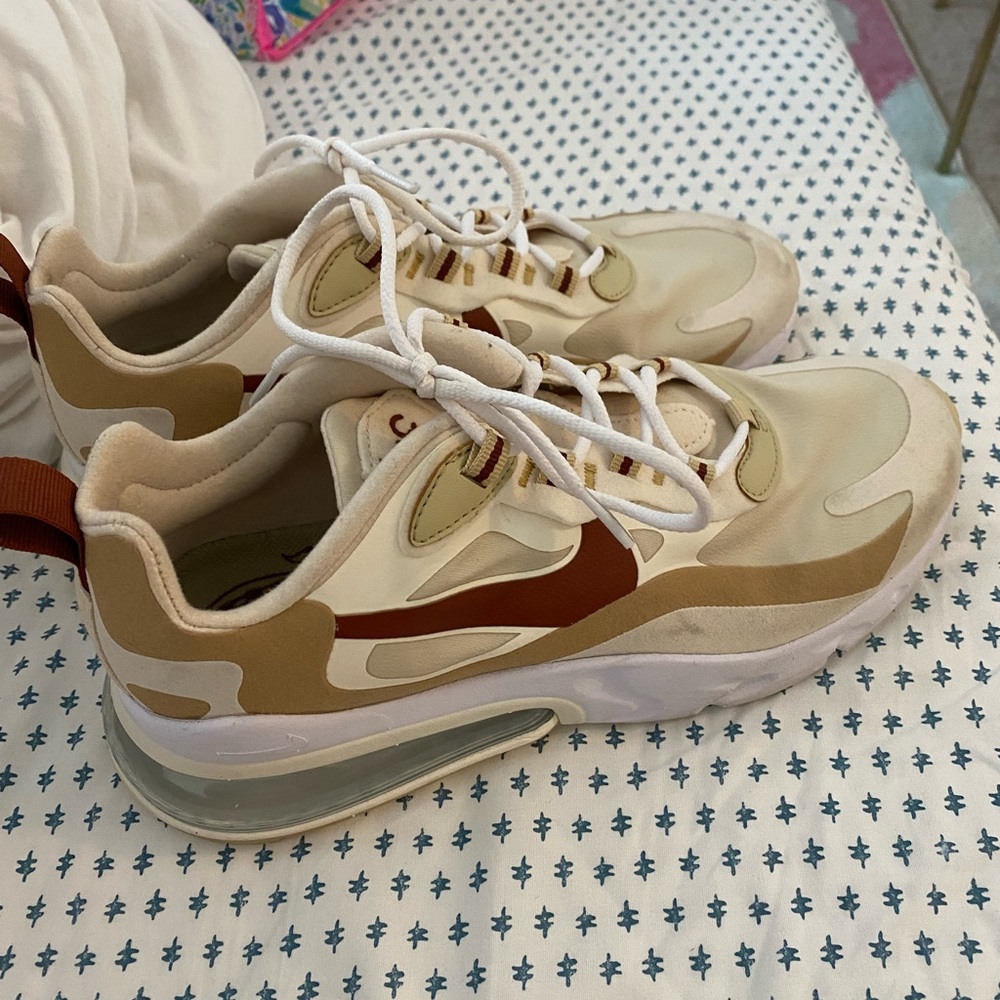 Nike Air Max 270 React